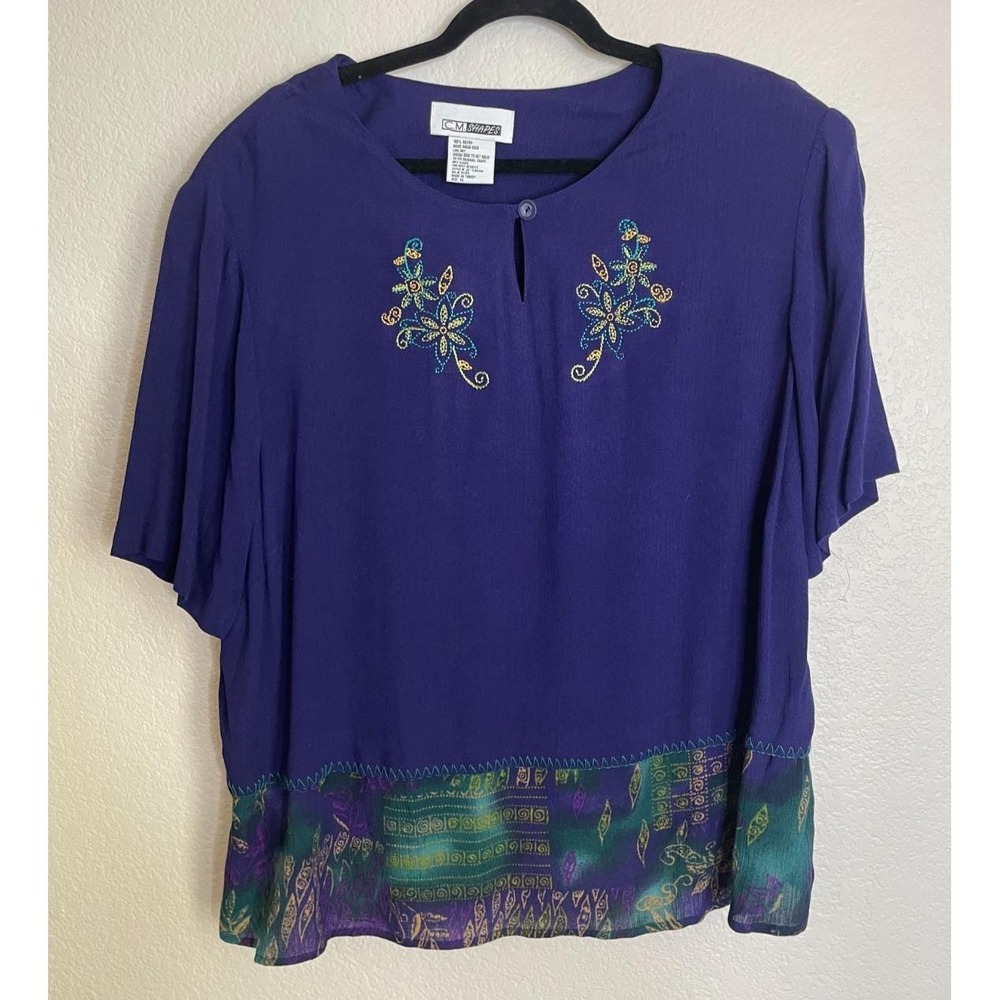 C.M. Shapes 1X Colorful Blouse Embroidered Floral Keyhole Short Sleeve Top Chic